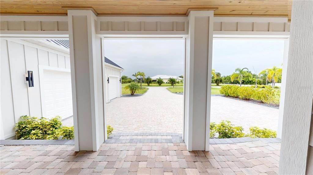 En Venta: $1,530,000 (4 camas, 3 baños, 2850 Pies cuadrados)