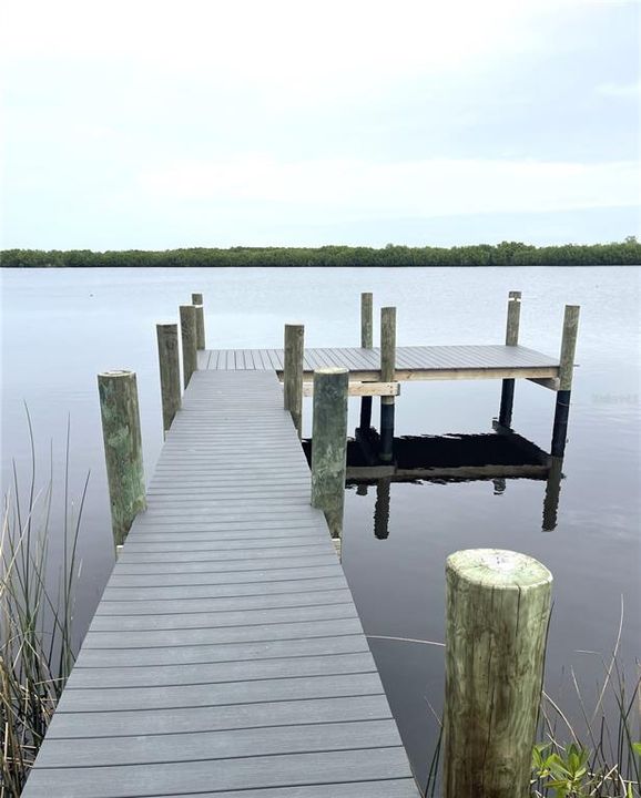 En Venta: $1,530,000 (4 camas, 3 baños, 2850 Pies cuadrados)