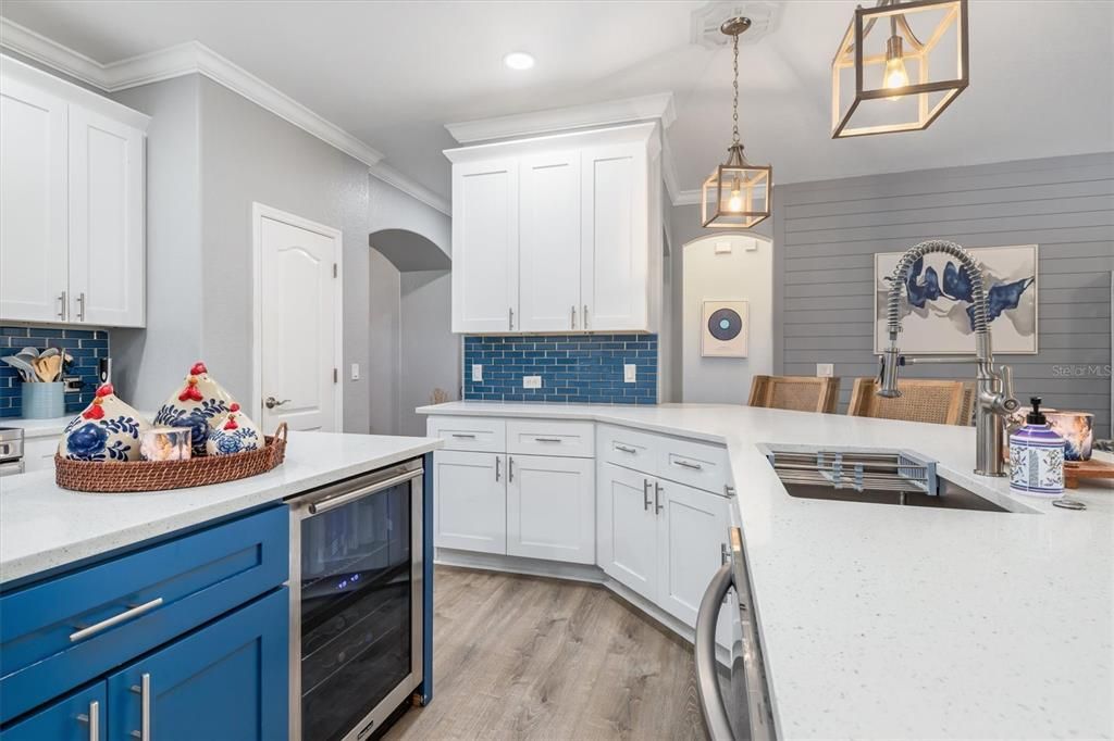 Activo con contrato: $375,000 (3 camas, 3 baños, 2522 Pies cuadrados)