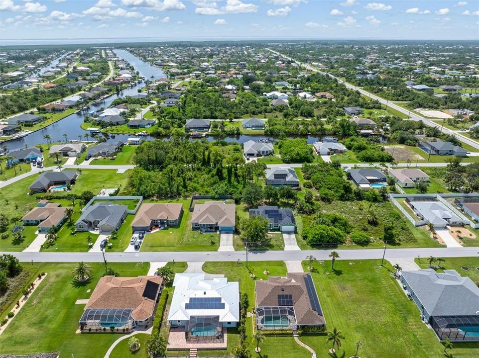 Activo con contrato: $375,000 (3 camas, 3 baños, 2522 Pies cuadrados)