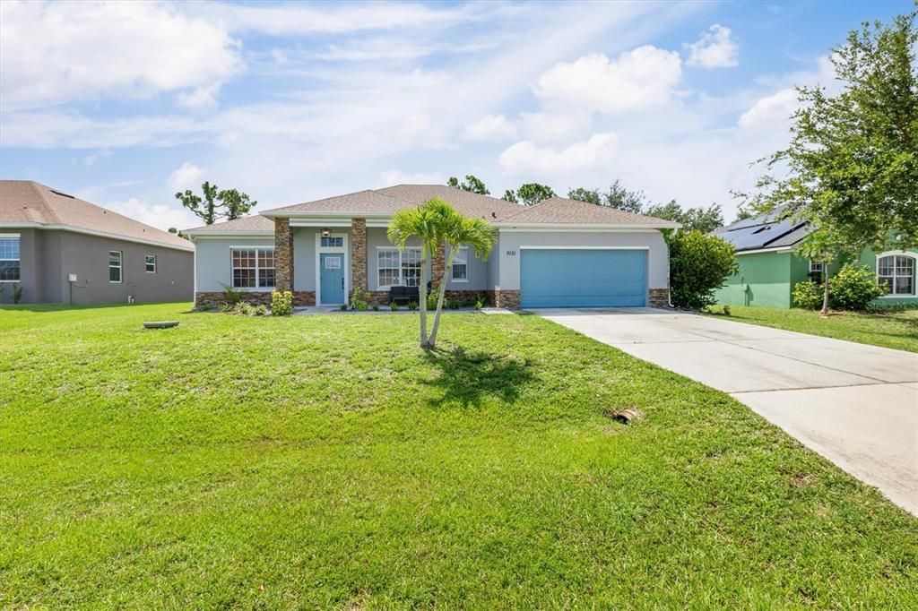 Activo con contrato: $375,000 (3 camas, 3 baños, 2522 Pies cuadrados)