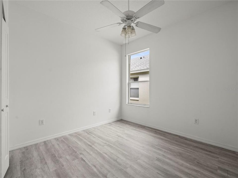 待售: $379,000 (4 贝兹, 2 浴室, 1730 平方英尺)