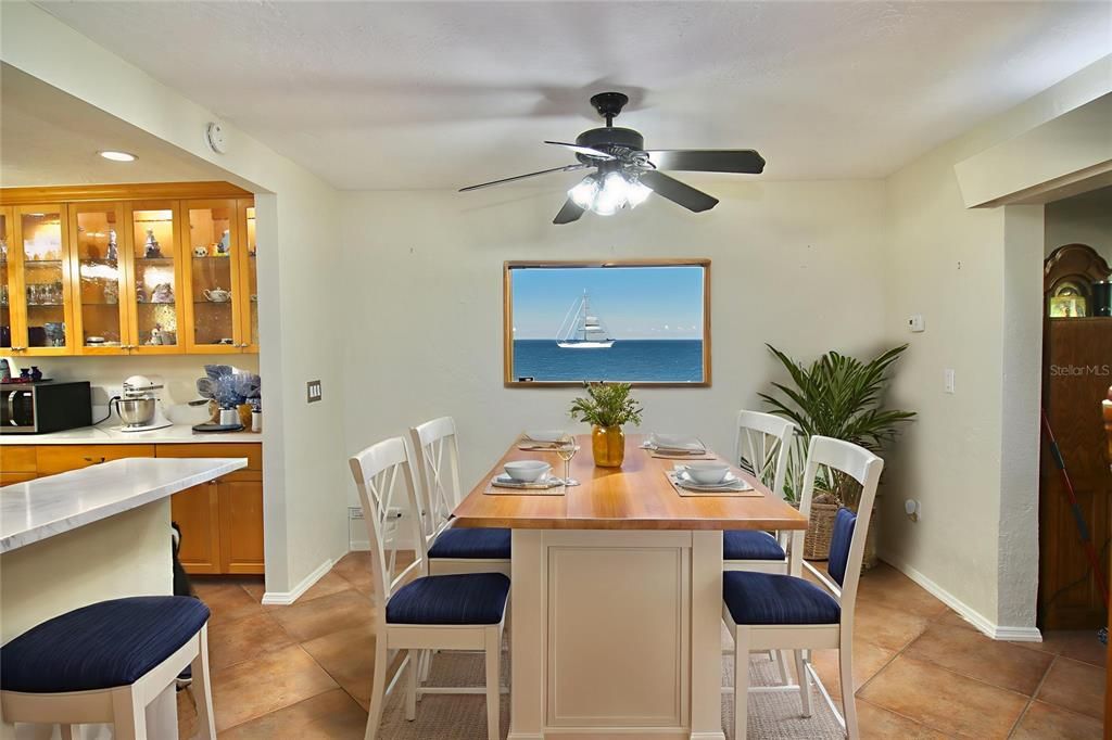 For Sale: $775,000 (3 beds, 2 baths, 1992 Square Feet)