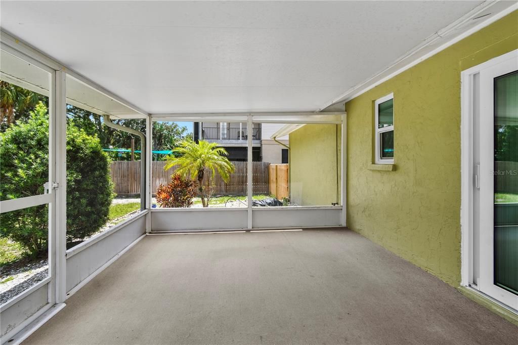 出租: $3,000 (2 贝兹, 2 浴室, 1210 平方英尺)