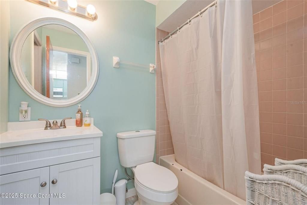 For Sale: $164,000 (2 beds, 2 baths, 1134 Square Feet)