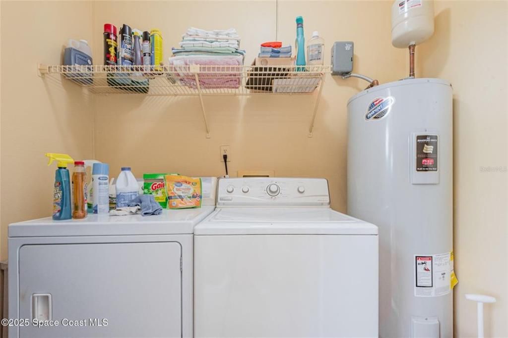 For Sale: $164,000 (2 beds, 2 baths, 1134 Square Feet)