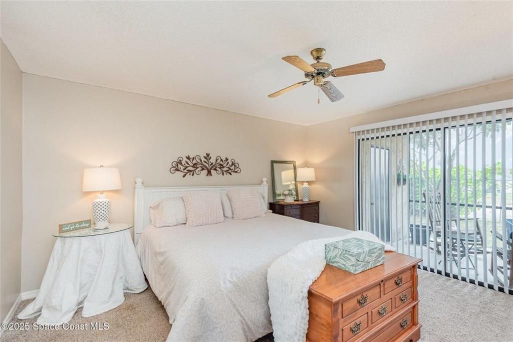 For Sale: $164,000 (2 beds, 2 baths, 1134 Square Feet)