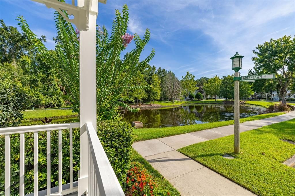 Под контрактом: $849,000 (4 спален, 2 ванн, 2140 Квадратных фут)