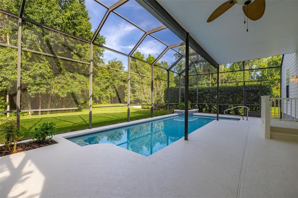 Под контрактом: $849,000 (4 спален, 2 ванн, 2140 Квадратных фут)