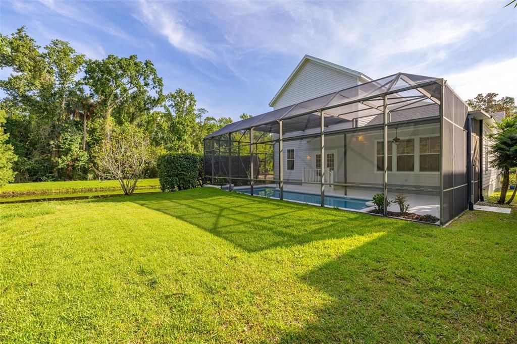 Под контрактом: $849,000 (4 спален, 2 ванн, 2140 Квадратных фут)