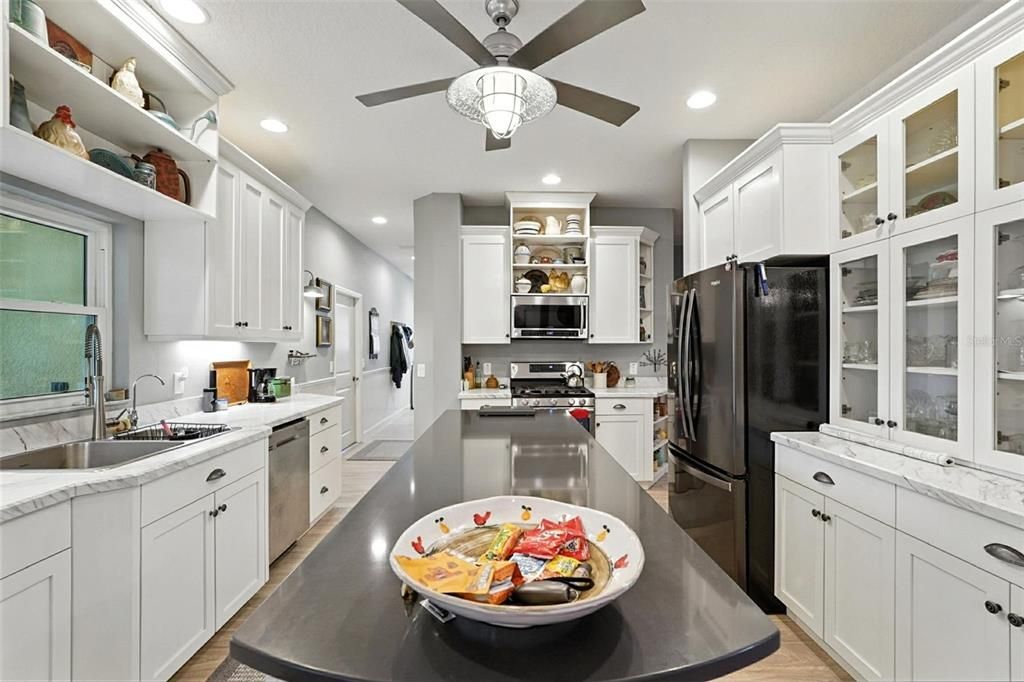 待售: $595,500 (3 贝兹, 2 浴室, 2120 平方英尺)