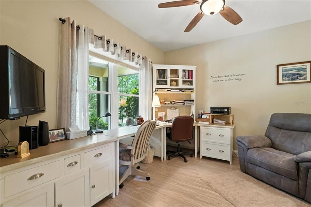 待售: $595,500 (3 贝兹, 2 浴室, 2120 平方英尺)