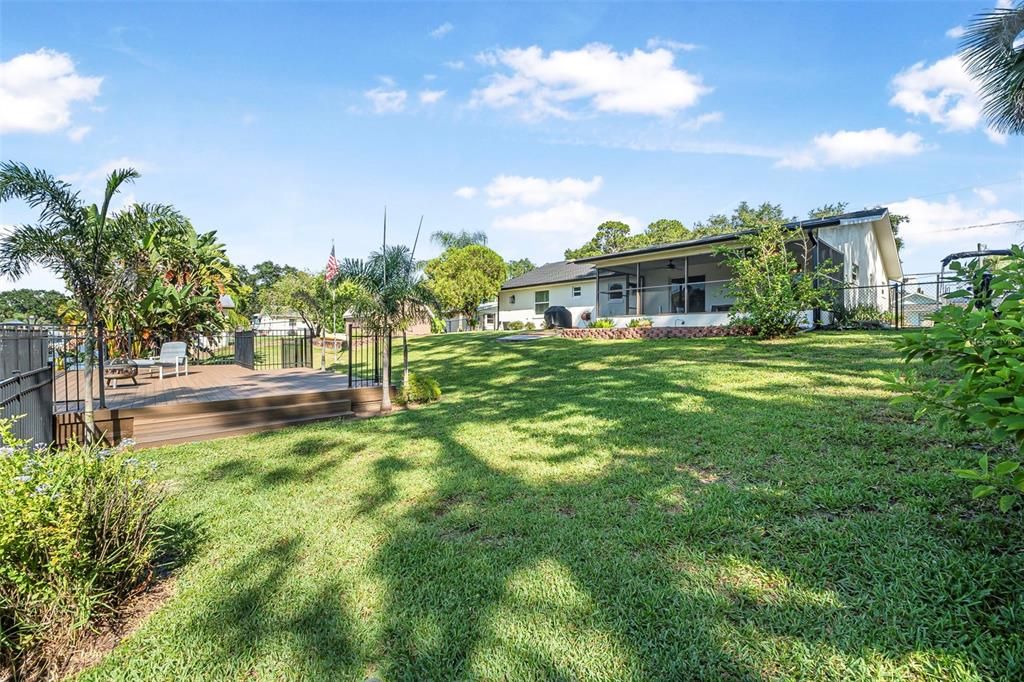 En Venta: $699,000 (3 camas, 2 baños, 1735 Pies cuadrados)