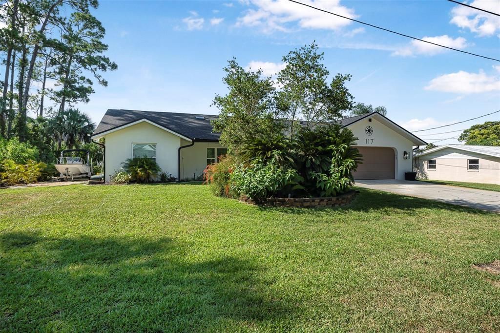 En Venta: $699,000 (3 camas, 2 baños, 1735 Pies cuadrados)