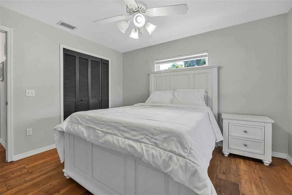 En Venta: $699,000 (3 camas, 2 baños, 1735 Pies cuadrados)