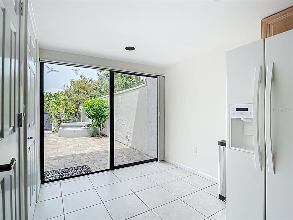 For Sale: $449,900 (2 beds, 2 baths, 1574 Square Feet)