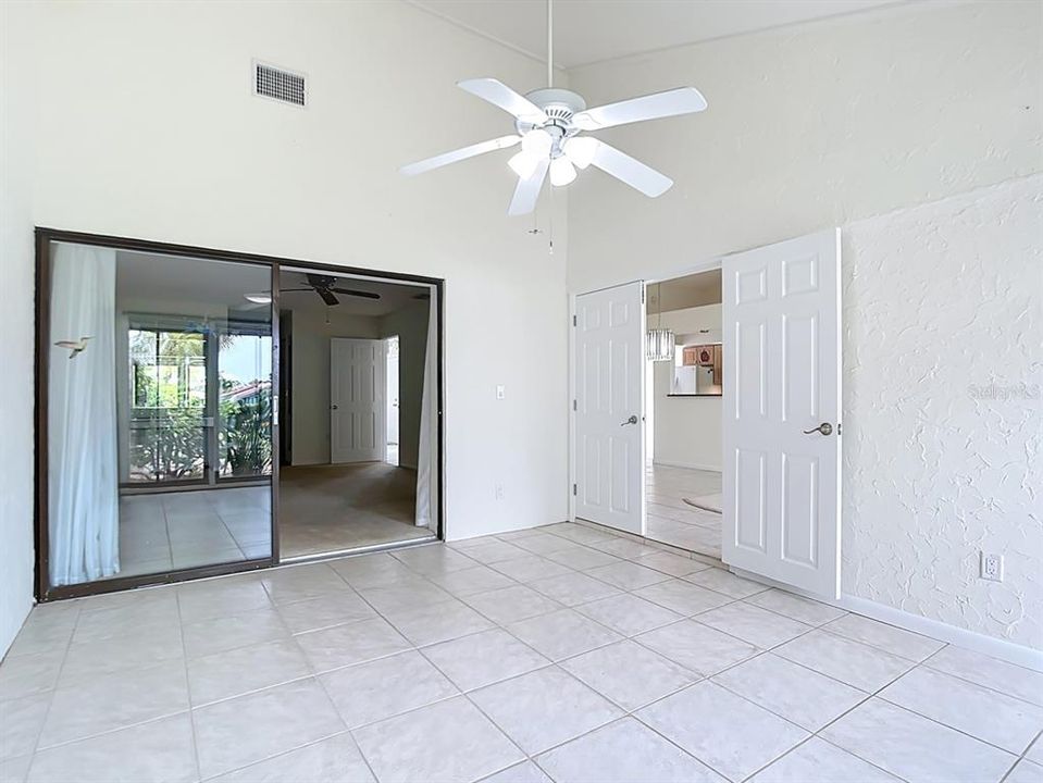For Sale: $449,900 (2 beds, 2 baths, 1574 Square Feet)