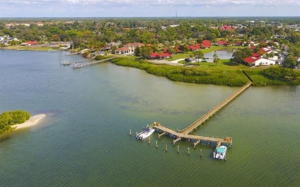 For Sale: $449,900 (2 beds, 2 baths, 1574 Square Feet)