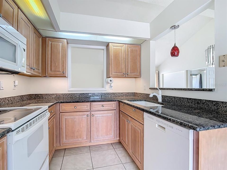 For Sale: $449,900 (2 beds, 2 baths, 1574 Square Feet)