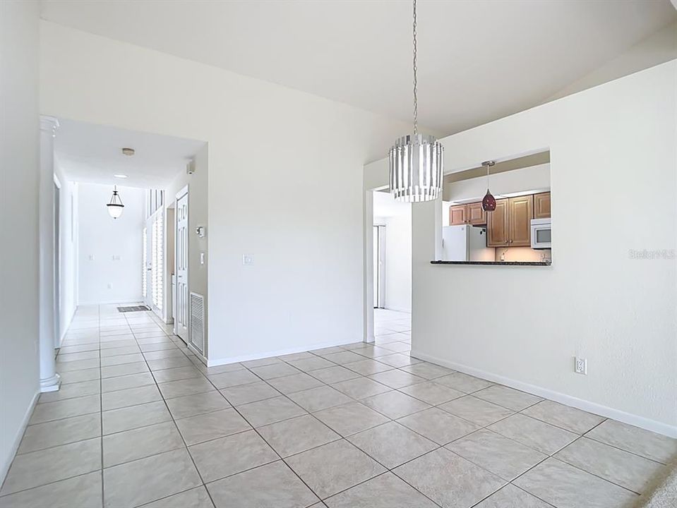 For Sale: $449,900 (2 beds, 2 baths, 1574 Square Feet)