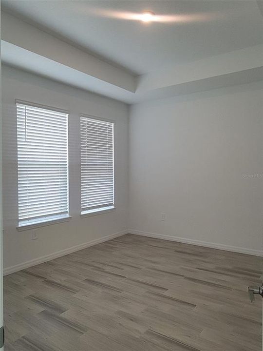 Под контрактом: $2,400 (3 спален, 2 ванн, 1809 Квадратных фут)