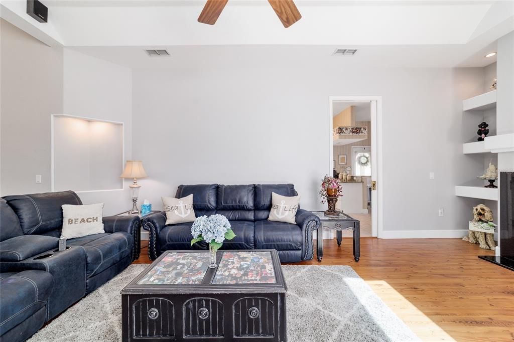 待售: $629,000 (4 贝兹, 3 浴室, 3309 平方英尺)