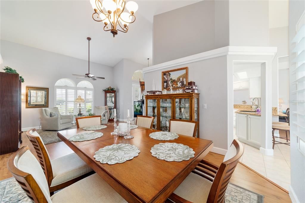 待售: $629,000 (4 贝兹, 3 浴室, 3309 平方英尺)