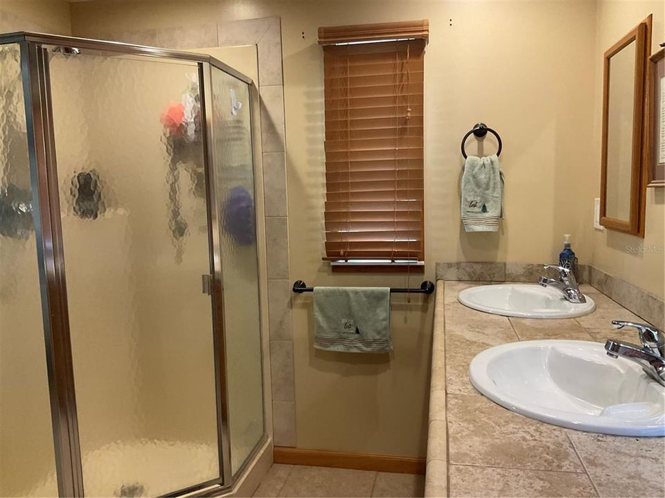 En Venta: $344,000 (2 camas, 2 baños, 1248 Pies cuadrados)