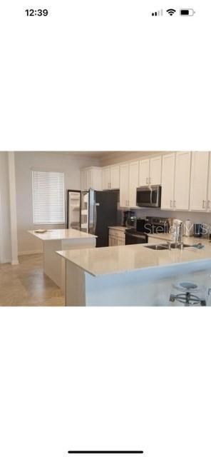 В аренду: $2,300 (2 спален, 2 ванн, 1121 Квадратных фут)