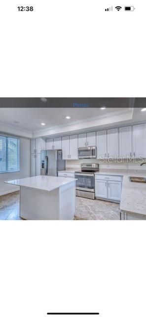 В аренду: $2,300 (2 спален, 2 ванн, 1121 Квадратных фут)