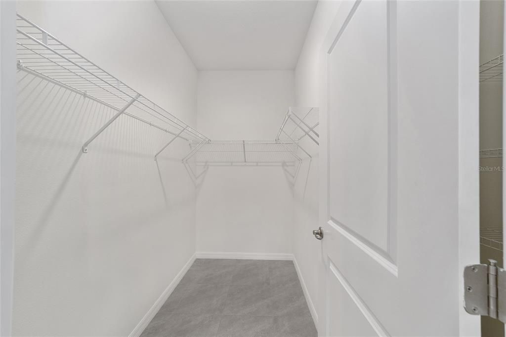 Active With Contract: $2,300 (3 beds, 2 baths, 1515 Square Feet)