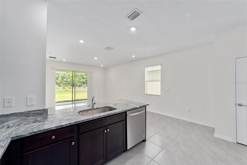 Active With Contract: $2,300 (3 beds, 2 baths, 1515 Square Feet)