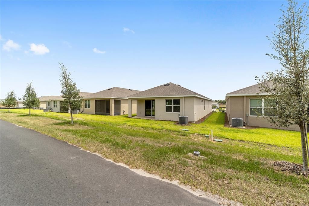 Active With Contract: $2,300 (3 beds, 2 baths, 1515 Square Feet)