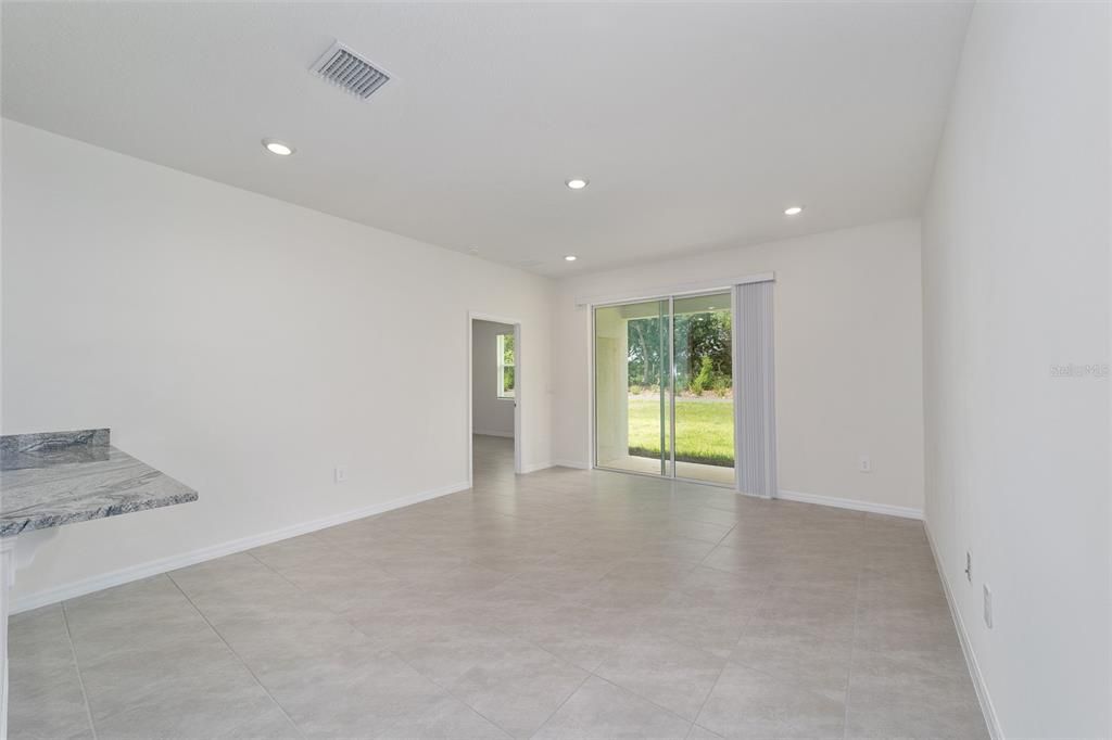 Active With Contract: $2,300 (3 beds, 2 baths, 1515 Square Feet)