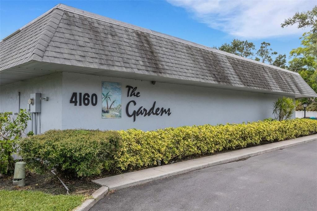 Activo con contrato: $175,000 (2 camas, 2 baños, 1206 Pies cuadrados)