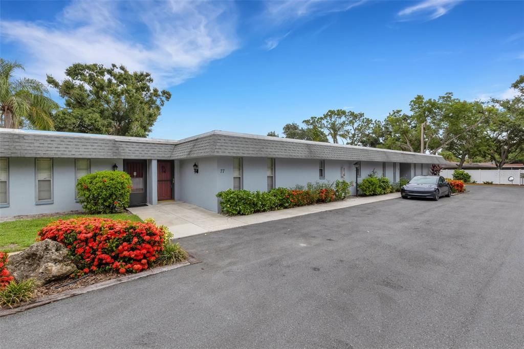 Activo con contrato: $175,000 (2 camas, 2 baños, 1206 Pies cuadrados)