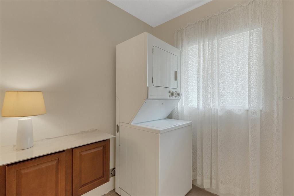 Activo con contrato: $175,000 (2 camas, 2 baños, 1206 Pies cuadrados)