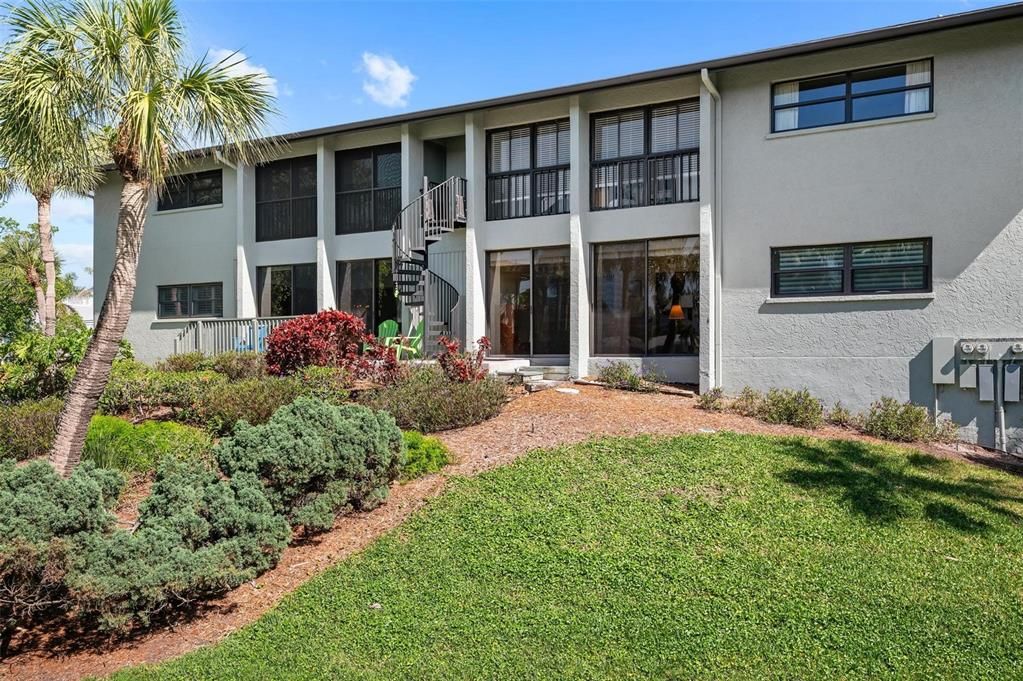 Activo con contrato: $589,000 (2 camas, 2 baños, 1430 Pies cuadrados)