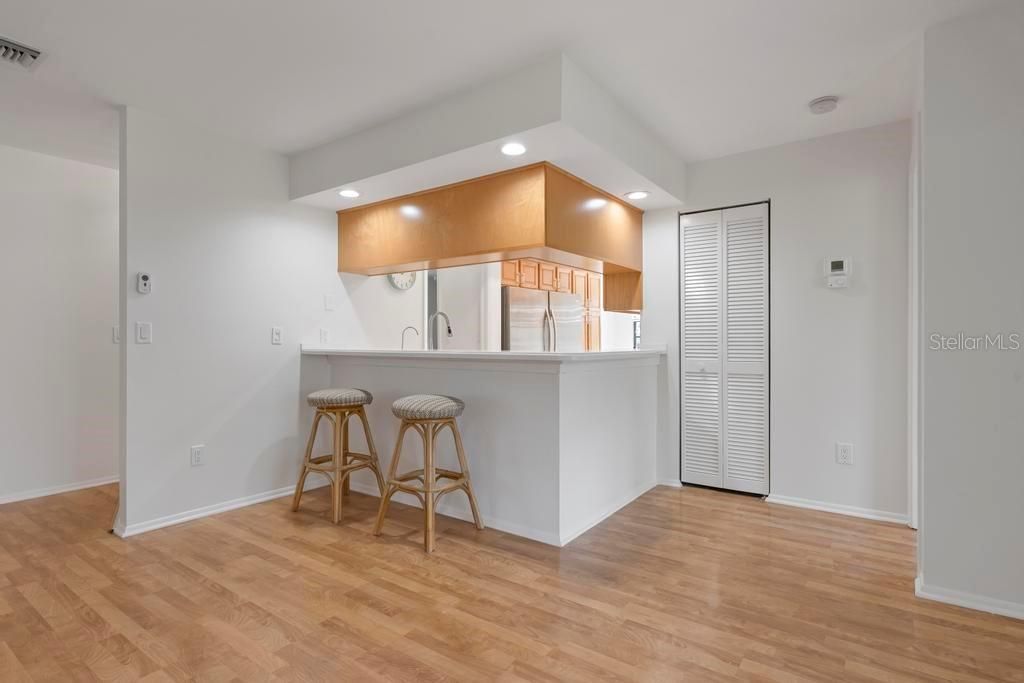 Activo con contrato: $589,000 (2 camas, 2 baños, 1430 Pies cuadrados)