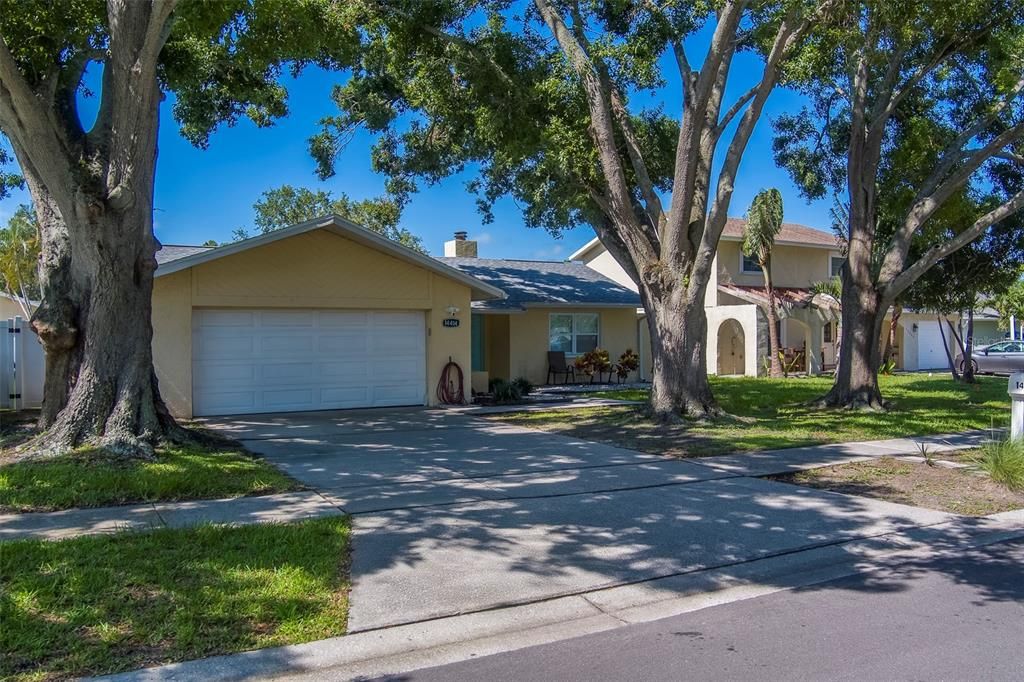 For Rent: $8,000 (3 beds, 2 baths, 2083 Square Feet)