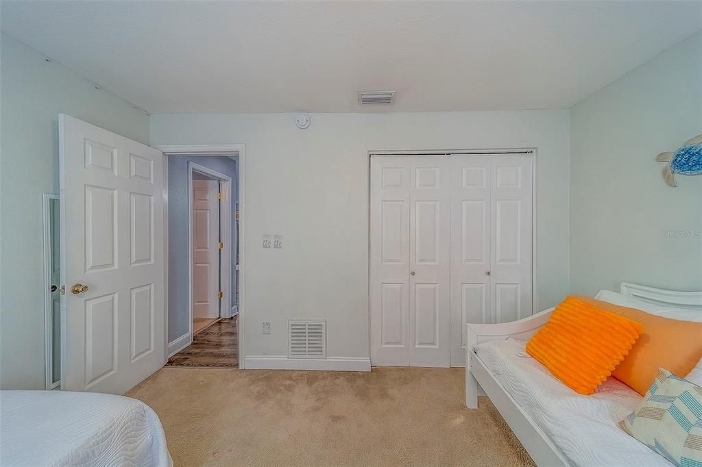 For Rent: $8,000 (3 beds, 2 baths, 2083 Square Feet)