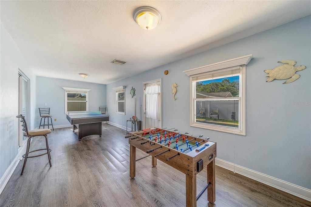 For Rent: $8,000 (3 beds, 2 baths, 2083 Square Feet)