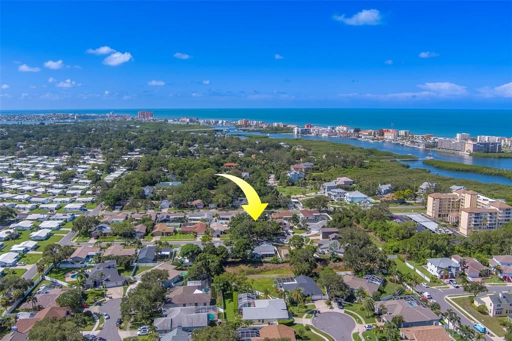 For Rent: $8,000 (3 beds, 2 baths, 2083 Square Feet)