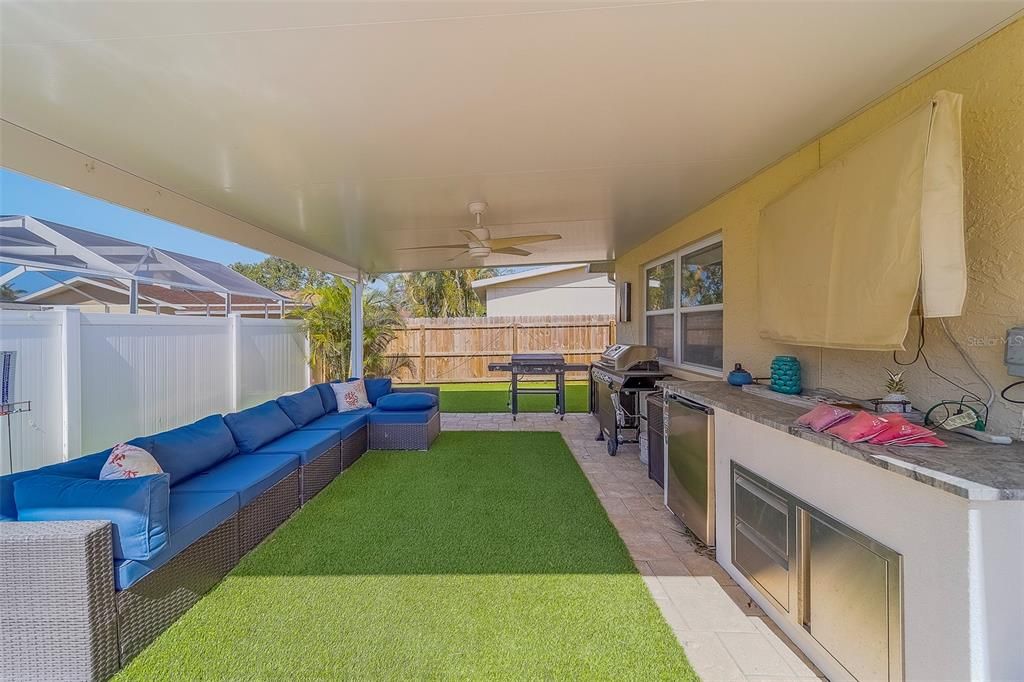 For Rent: $8,000 (3 beds, 2 baths, 2083 Square Feet)