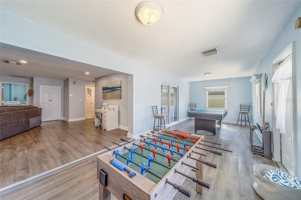 For Rent: $8,000 (3 beds, 2 baths, 2083 Square Feet)