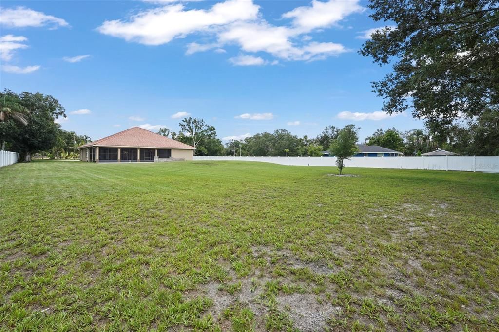 For Sale: $1,075,000 (4 beds, 3 baths, 3167 Square Feet)