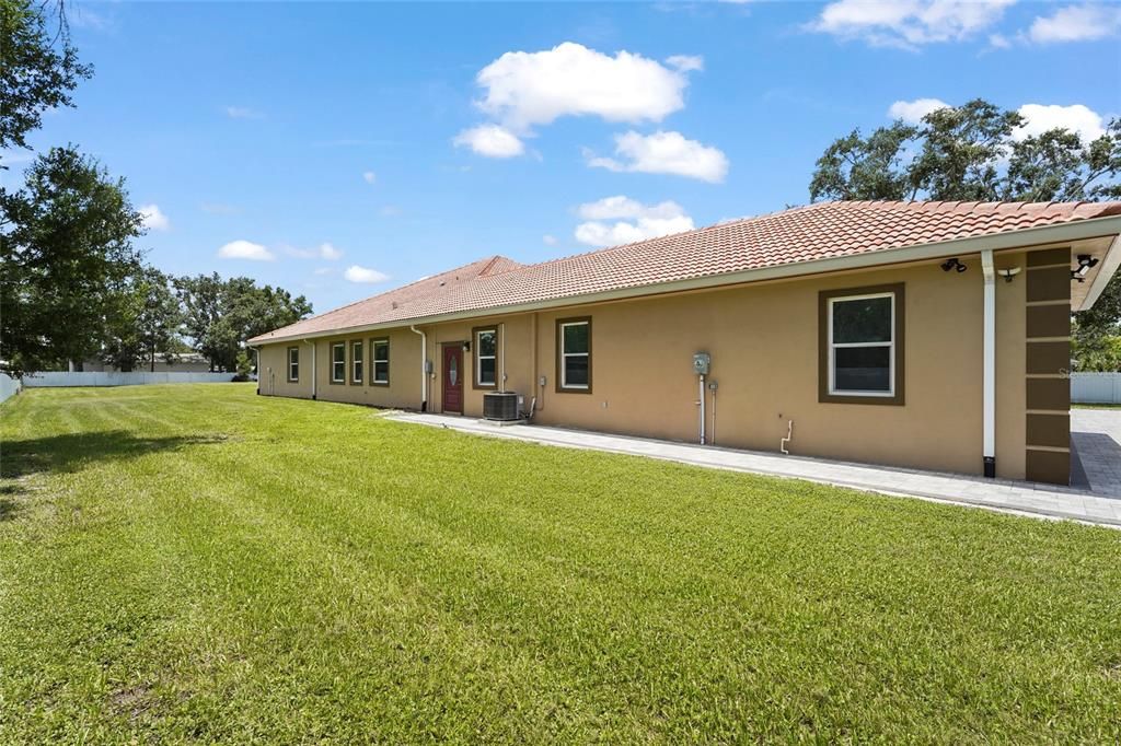 For Sale: $1,075,000 (4 beds, 3 baths, 3167 Square Feet)