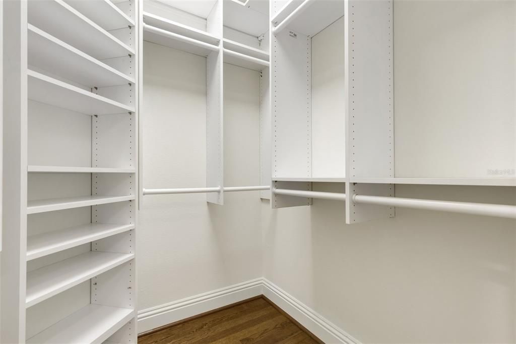 For Sale: $995,000 (3 beds, 2 baths, 2679 Square Feet)