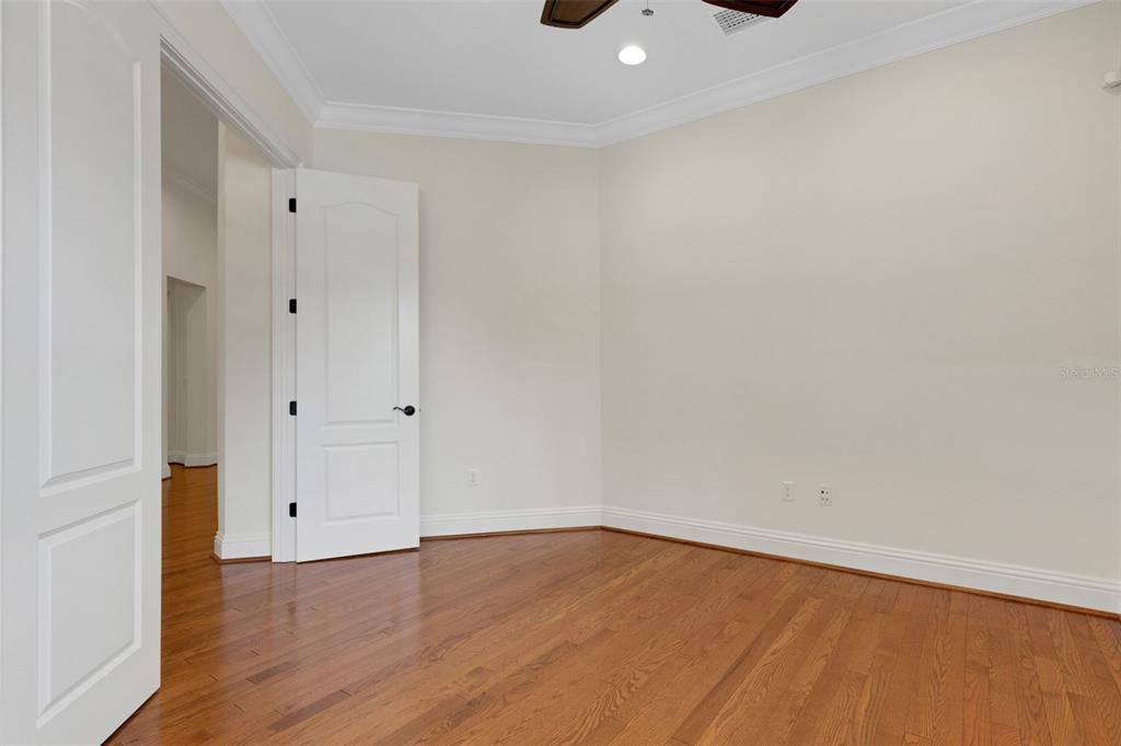 For Sale: $995,000 (3 beds, 2 baths, 2679 Square Feet)