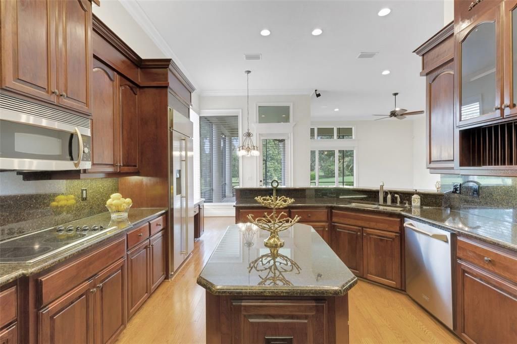 For Sale: $995,000 (3 beds, 2 baths, 2679 Square Feet)